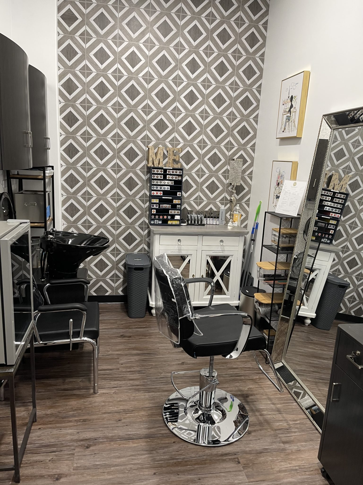 The Mane Event salon